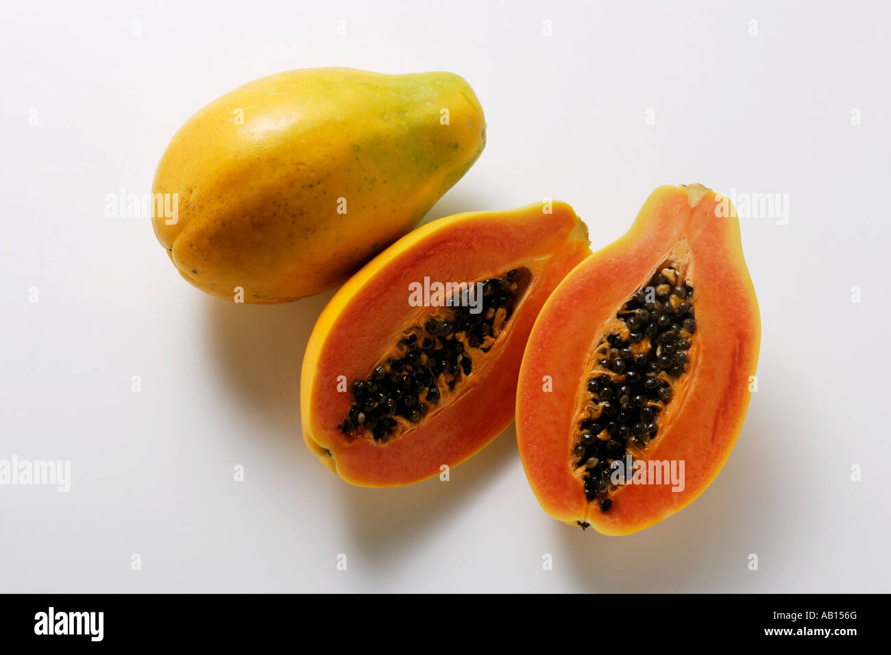 Whole and half papayas FoodCollection Stock Photo Alamy