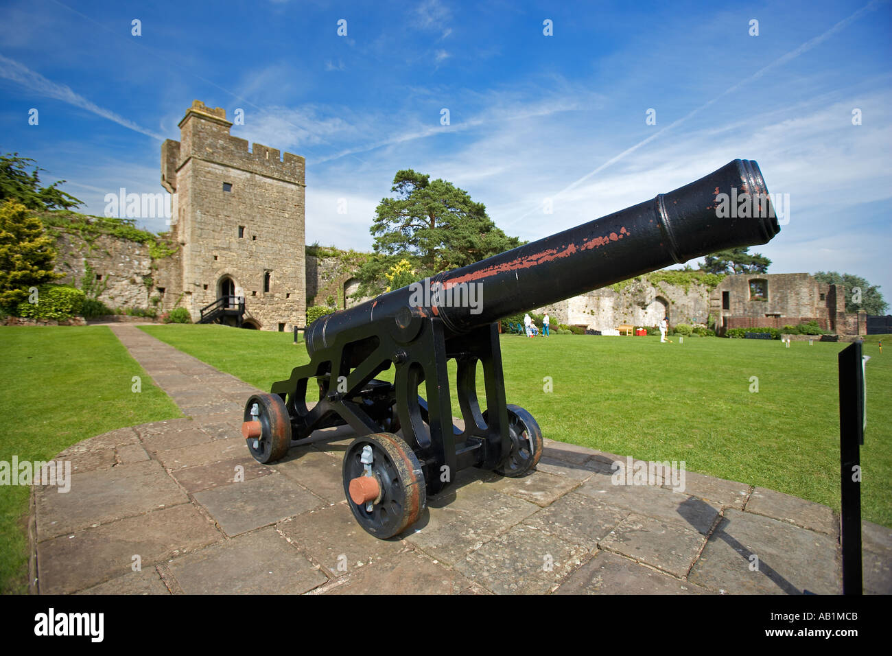 Naval Cannon from HMS Foudroyant, at Caldicot Castle, South Wales, UK Stock Photo