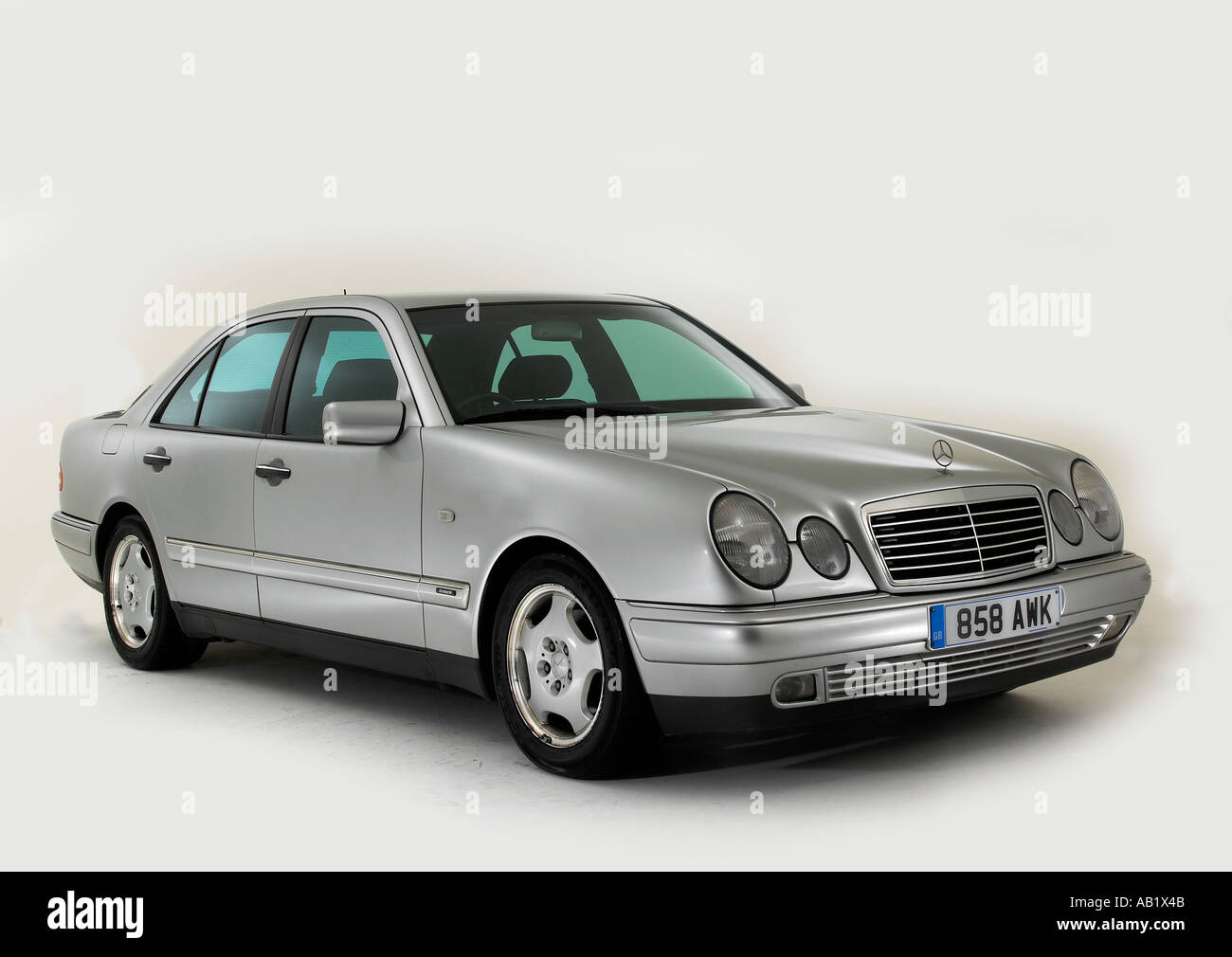 1998 Mercedes Benz E240 Stock Photo - Alamy