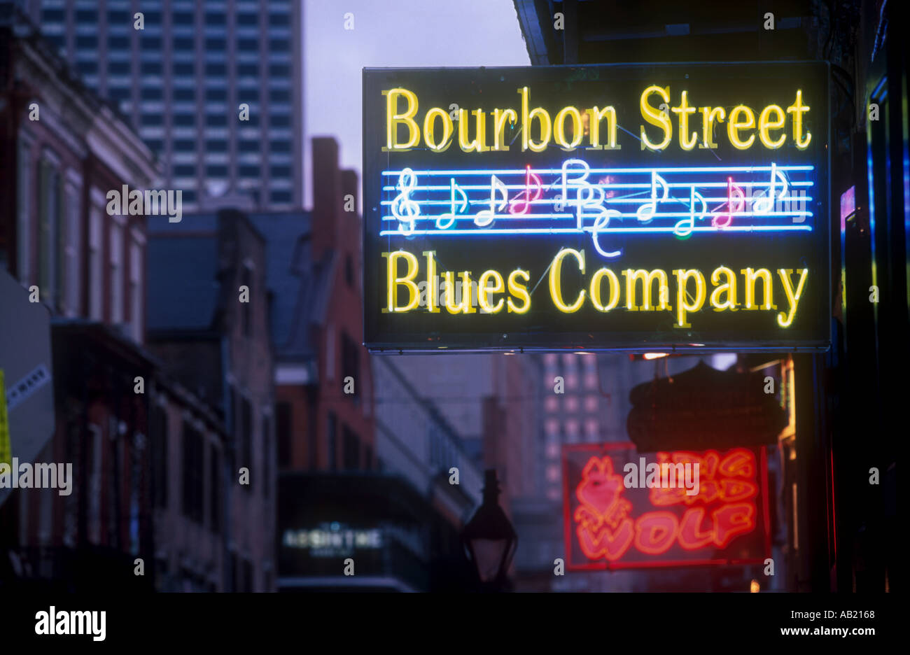USA Louisiana New Orleans Bourbon Street Illuminated neon street signs for Blues Company Stock Photo