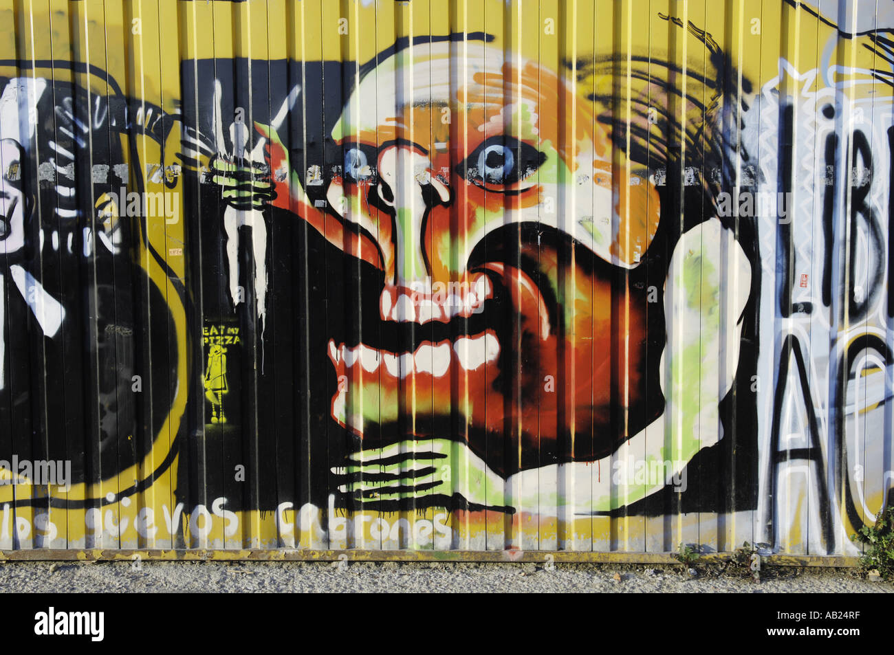 Download 440 Koleksi Gambar Grafiti Barcelona Terbaru Gratis HD