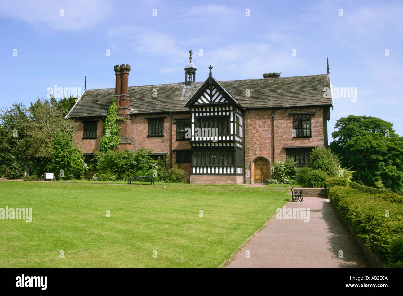 Bramhall cheshire england hires stock photography and images Alamy