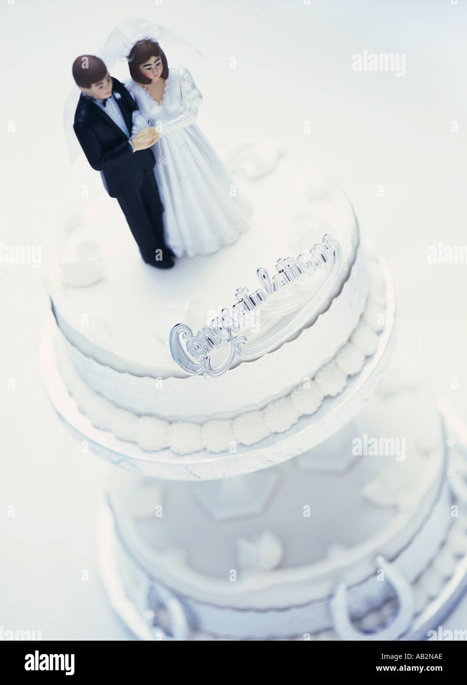 A wedding cake with congratulations sign Stock Photo Alamy