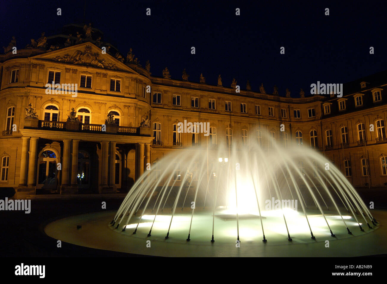 Neues Schloss and fountain at night Stuttgart Germany Stock Photo - Alamy