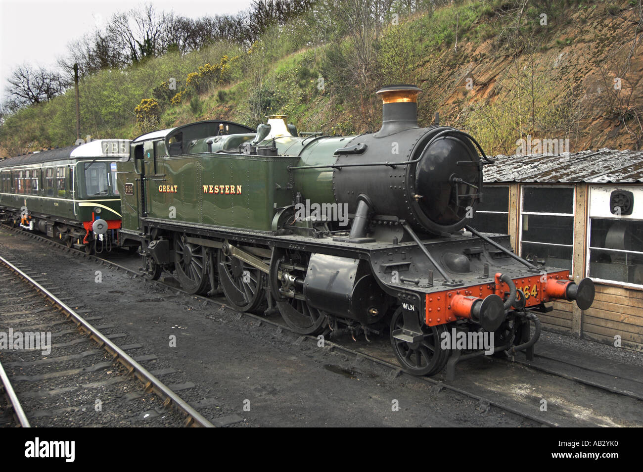 5164 train hi-res stock photography and images - Alamy
