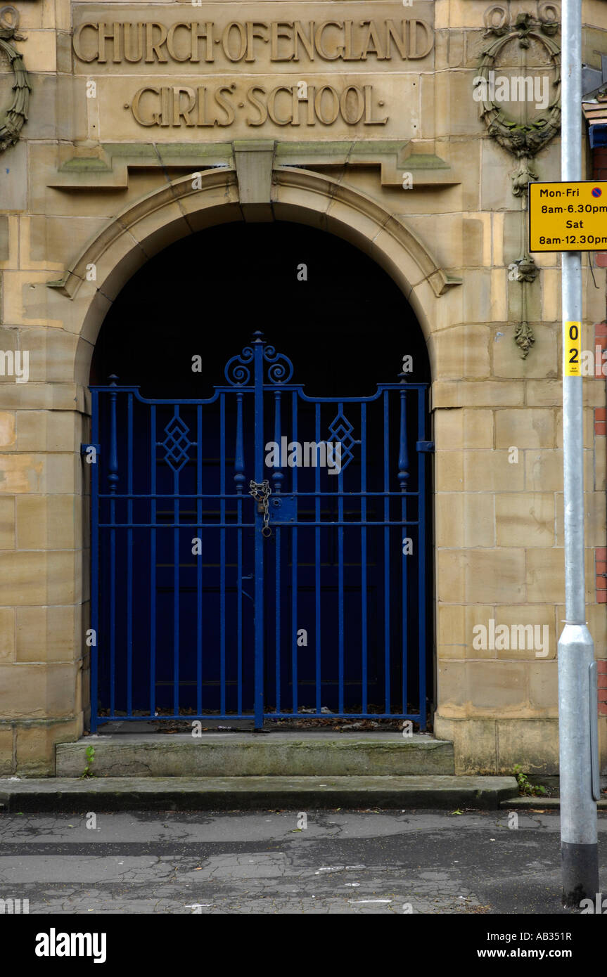 Locked school gate hires stock photography and images Alamy