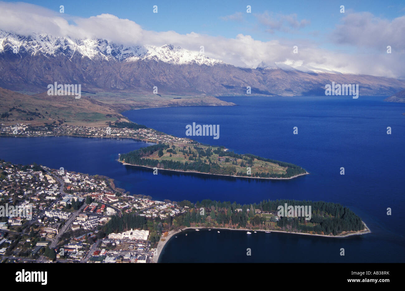 Lake Wakatipu and the Remarkables Queenstown South Island New Zealand ...