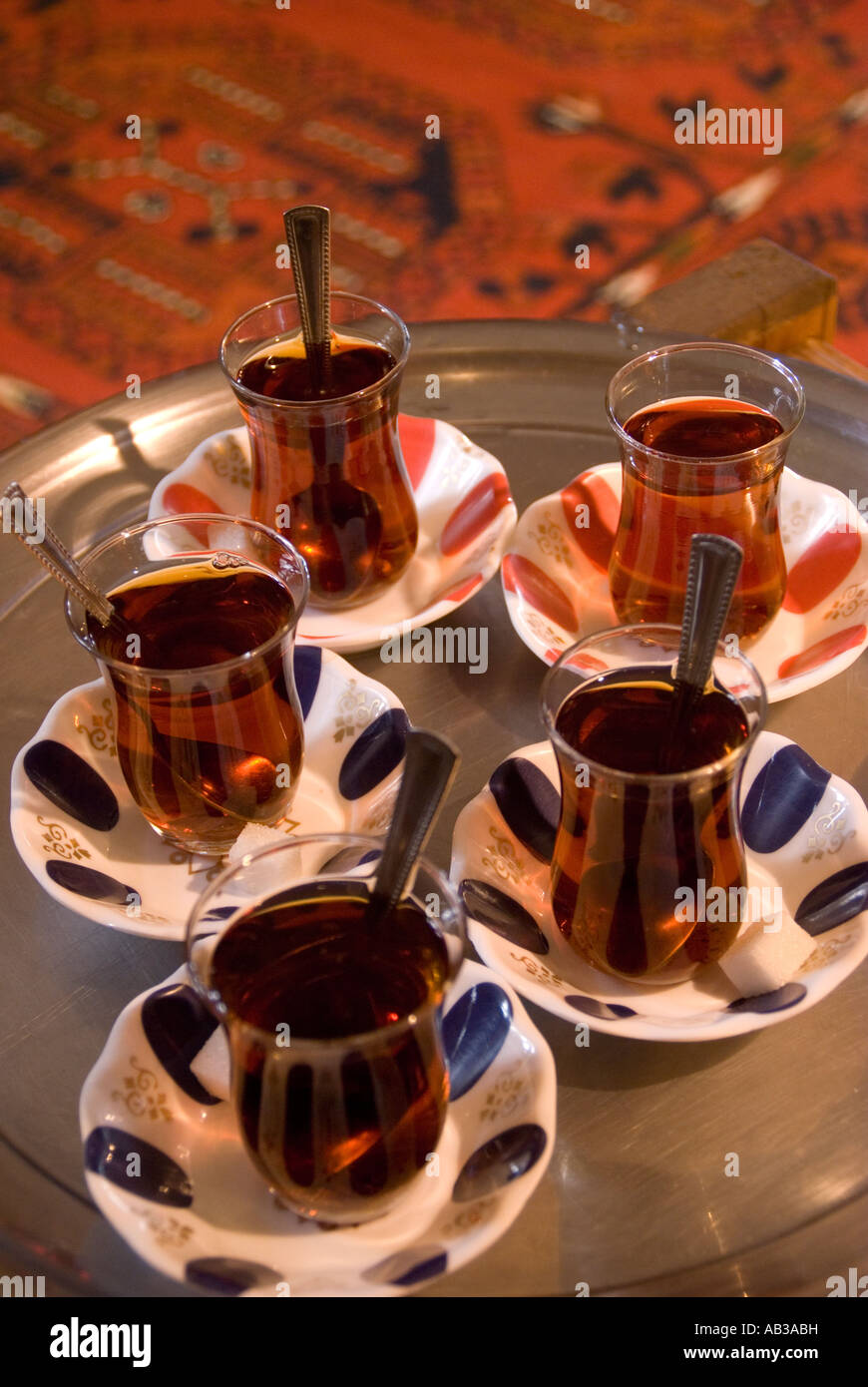 Turkish tea pot with glass of tea Stock Photo - Alamy