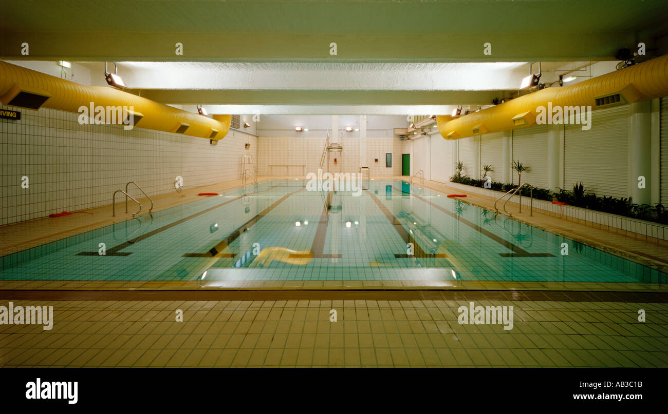indoor swimming pool in leisure centre Stock Photo - Alamy