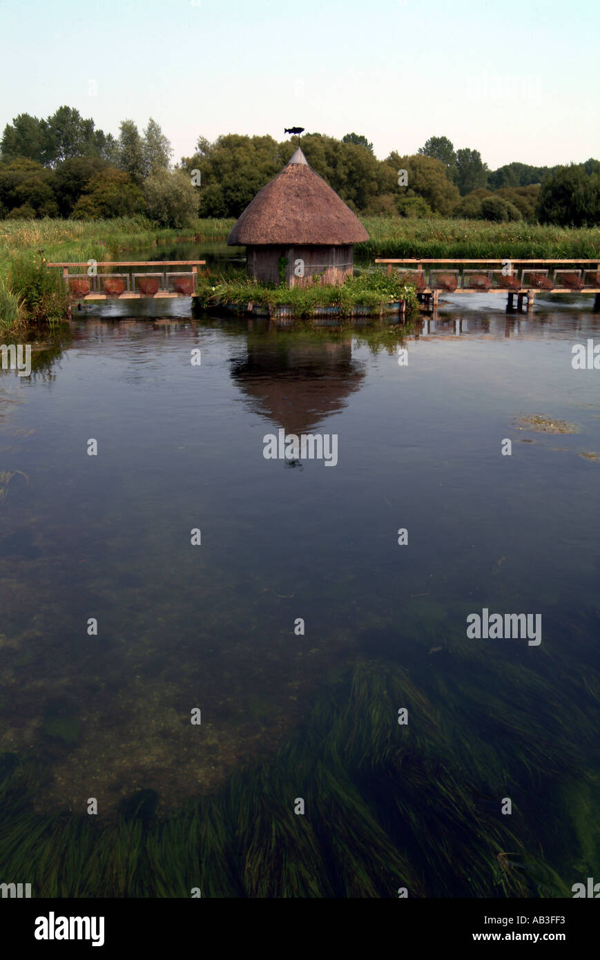 River Test Fishing hut at Longstock England Stock Photo Alamy