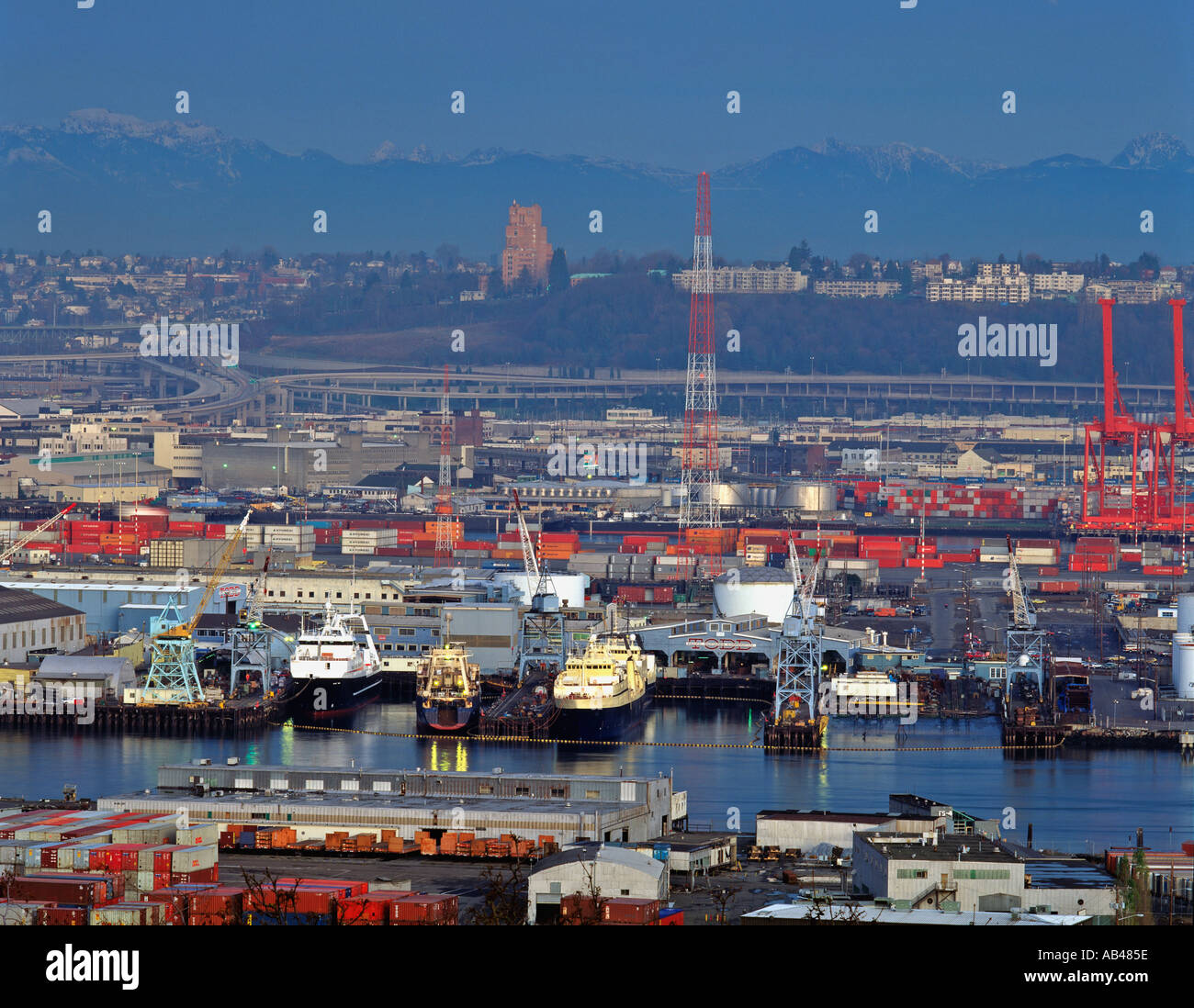 Usa Washington Seattle Harbor Island Todd Shipyard Three Ocean Going Stock Photo Alamy