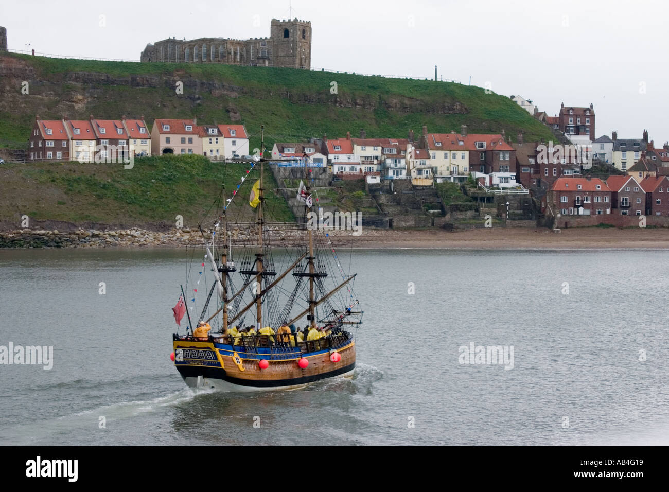 The Bark Endeavour sails into Whitby Harbour Yorkshire Stock Photo - Alamy