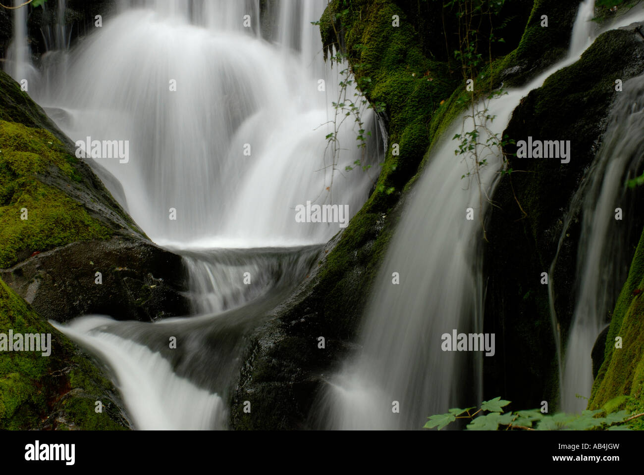 Blurred slow exposure hi-res stock photography and images - Alamy