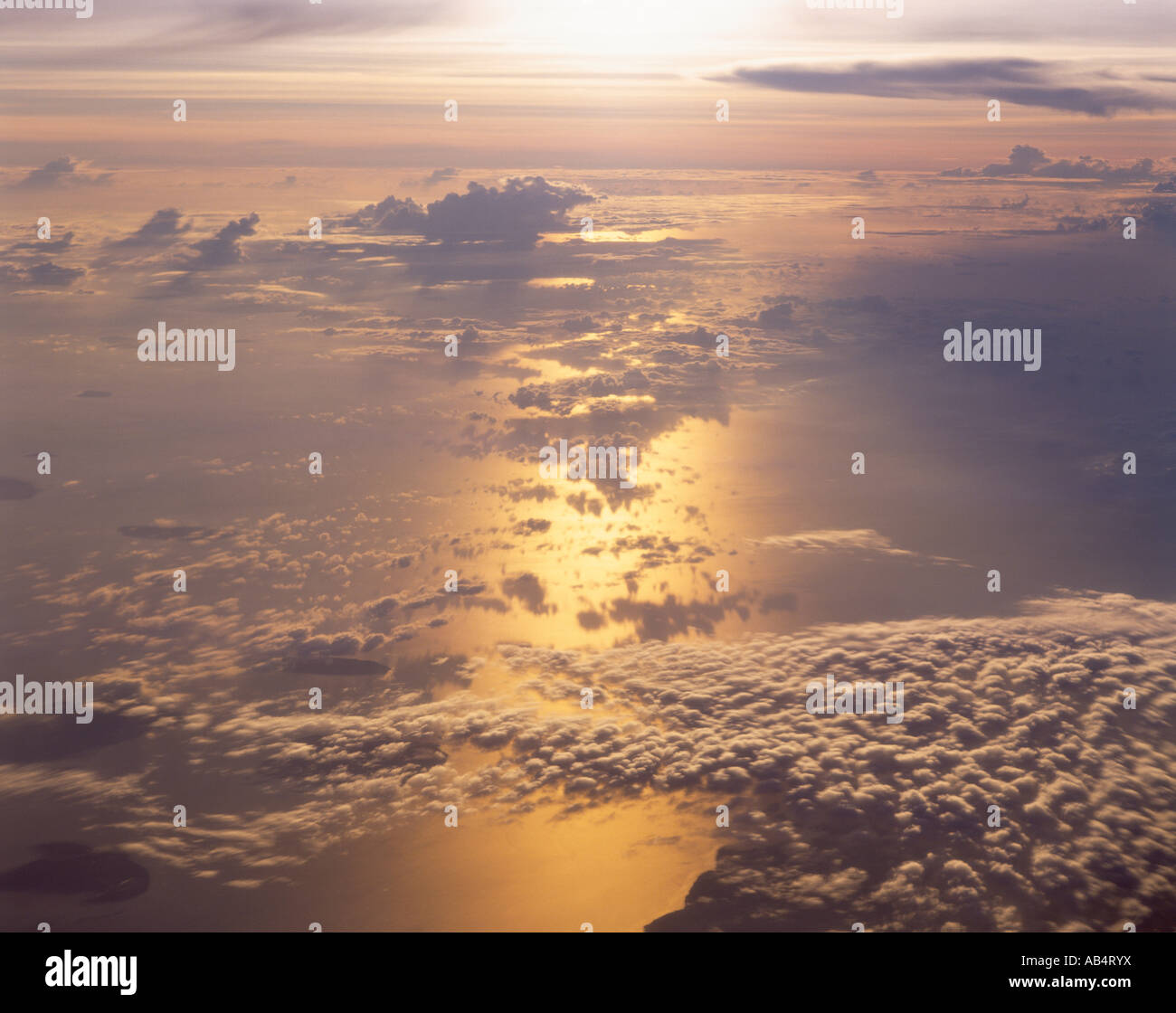 Aerial flight nature hi-res stock photography and images - Alamy