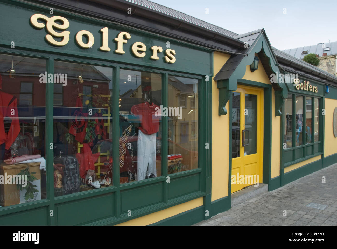 Ireland County Clare Lahinch Golf Golfers Shop Stock Photo - Alamy