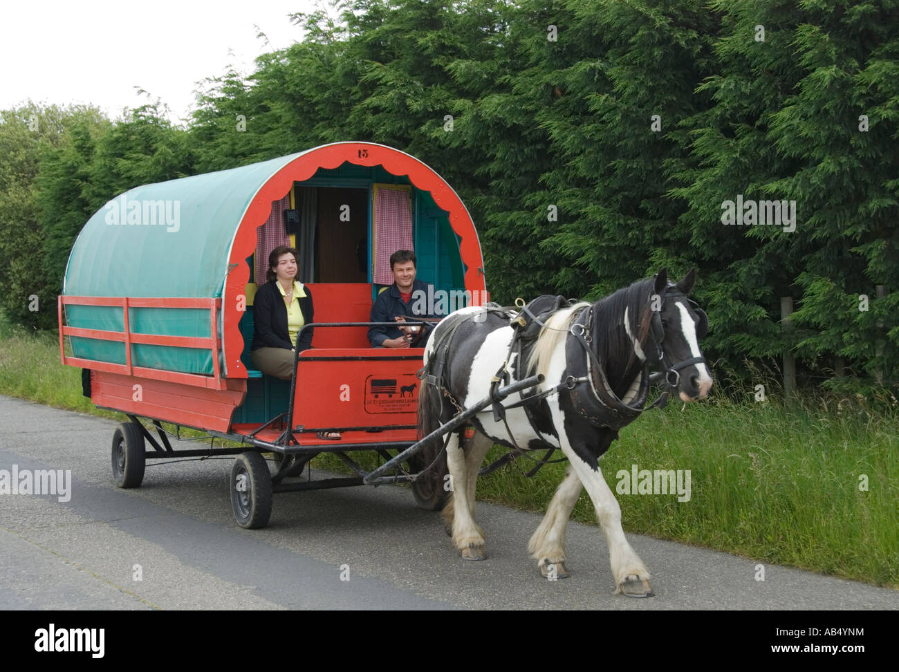 Ireland County Wicklow horse drawn hire rental caravan Stock Photo