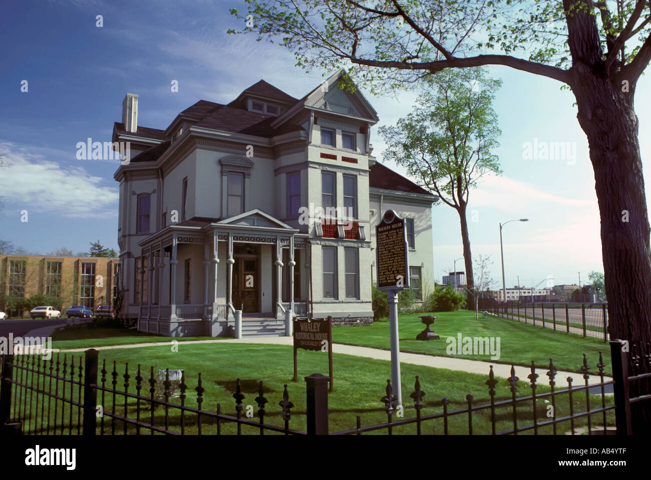 Flint michigan neighborhood hires stock photography and images Alamy