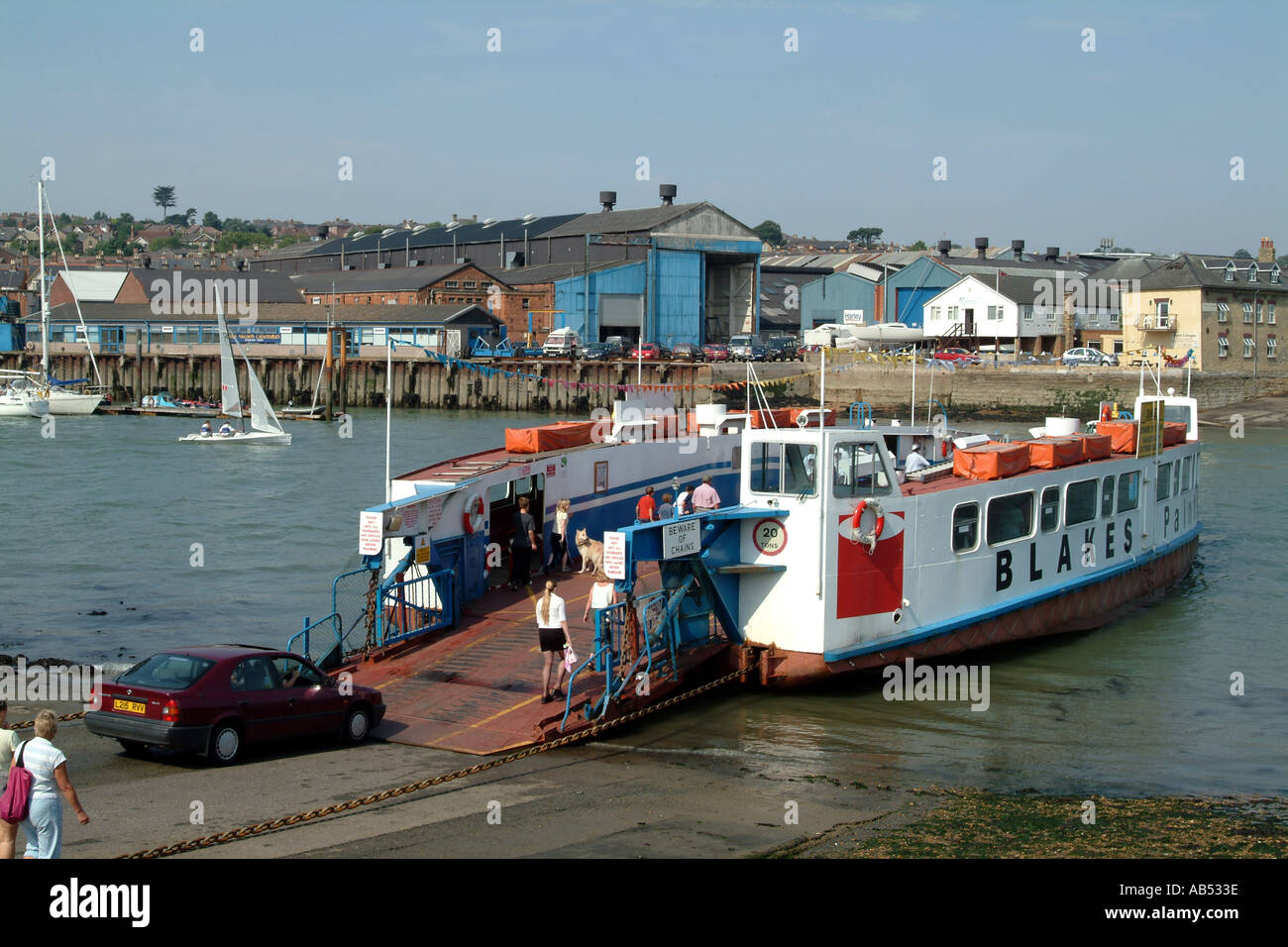 Floating Bridge East Cowes Isle of Wight England UK Stock Photo Alamy