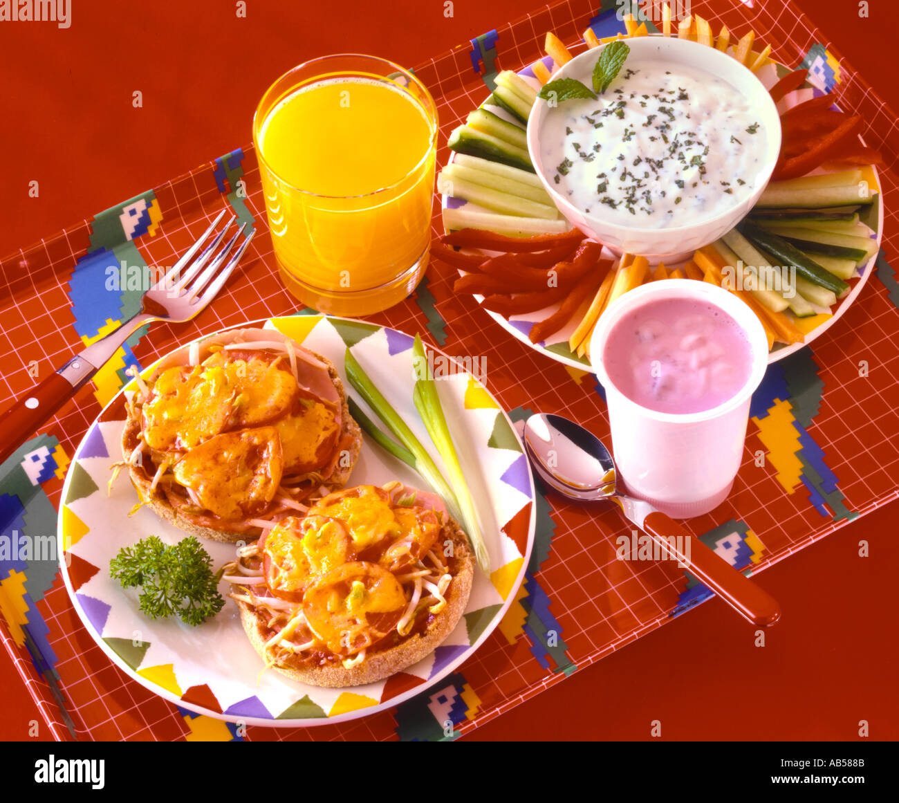 KIDS PARTY FOOD Stock Photo - Alamy