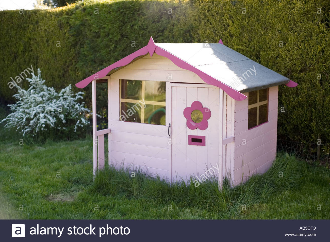 wendy house for toddlers