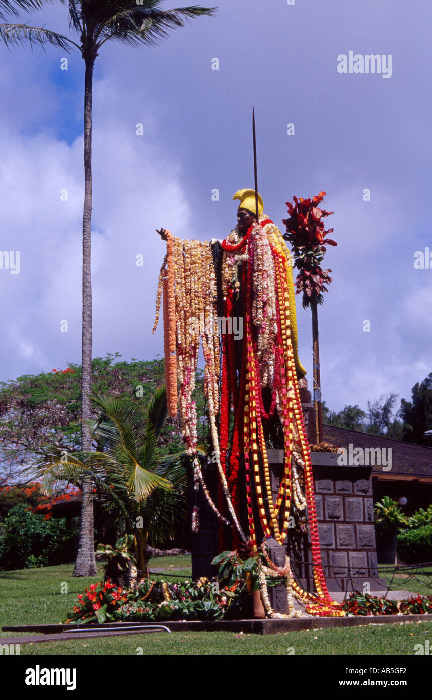 King kamehameha statue lei hires stock photography and images Alamy