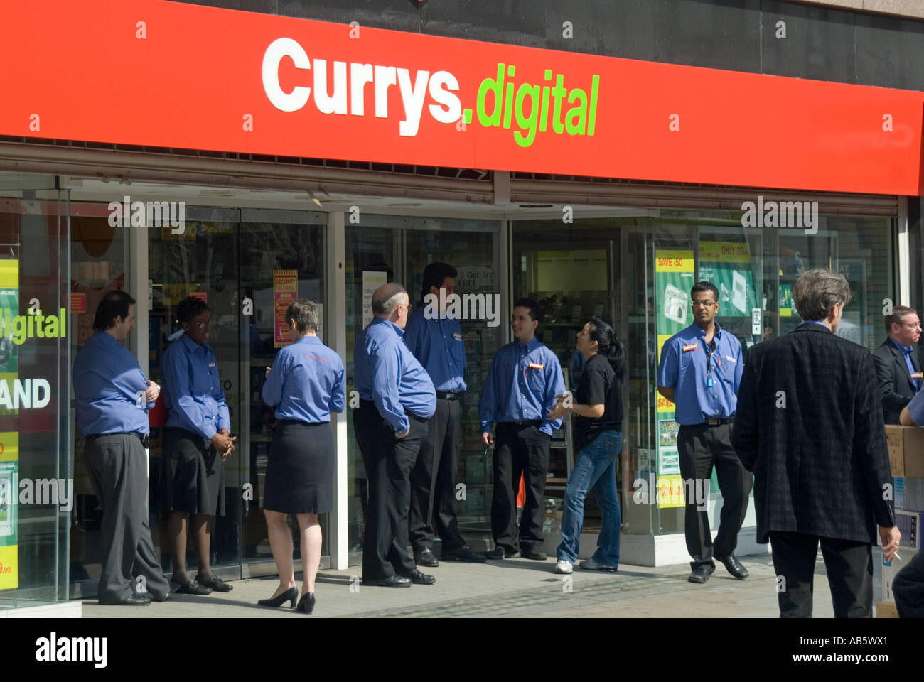 Currys digital store after rebranding of the Dixons high street
