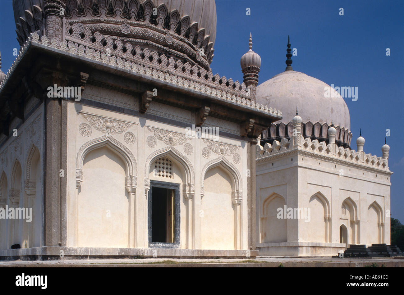 Golconda tombs hi-res stock photography and images - Alamy