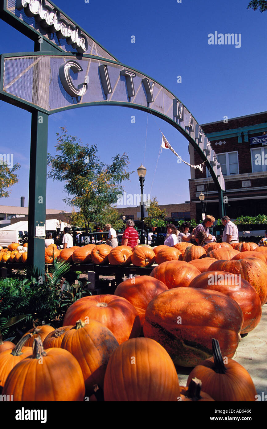 Kansas city mo city market hi res stock photography and images alamy