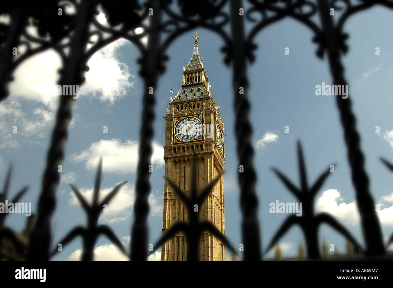 St. Stephen's Tower (Big Ben) through the gates Stock Photo