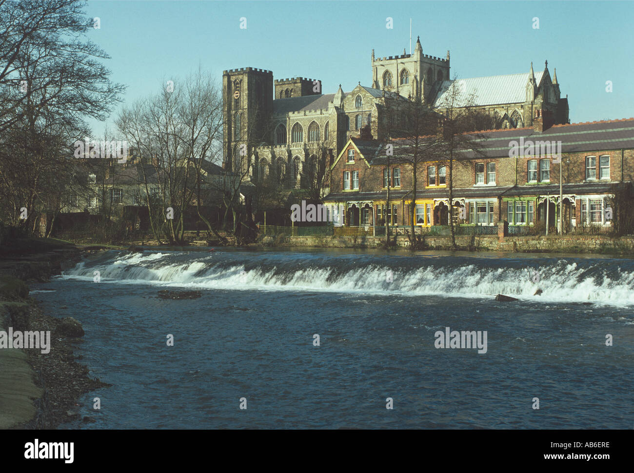 Undercut river hires stock photography and images Alamy