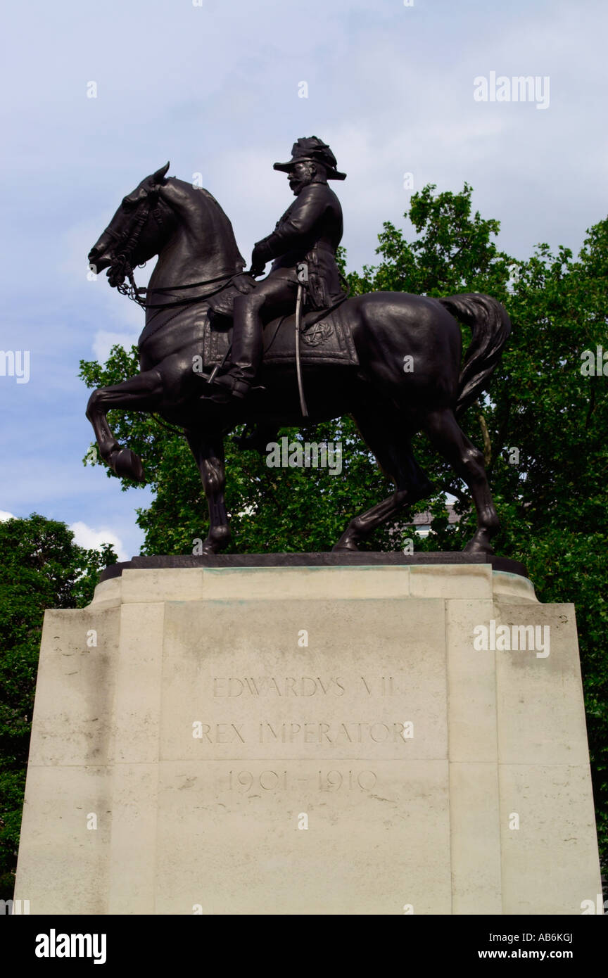 Equestrian Statue of Edward VII Stock Photo Alamy