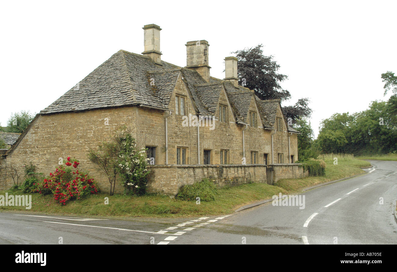 Almshouses at Spelsbury near Chipping Norton Oxfordshire Stock Photo