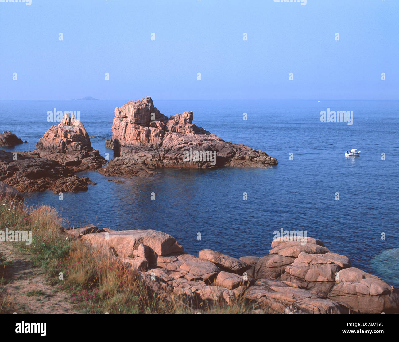 The Pink Granite Coast In Northern Brittany Stock Photo - Alamy