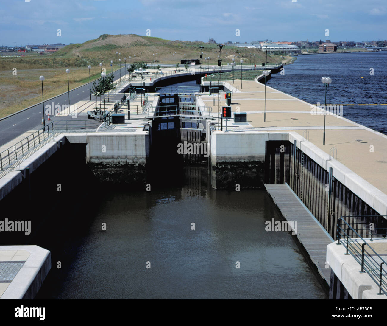 Modern lock basin and gates, Tees Barrage, River Tees Stock Photo