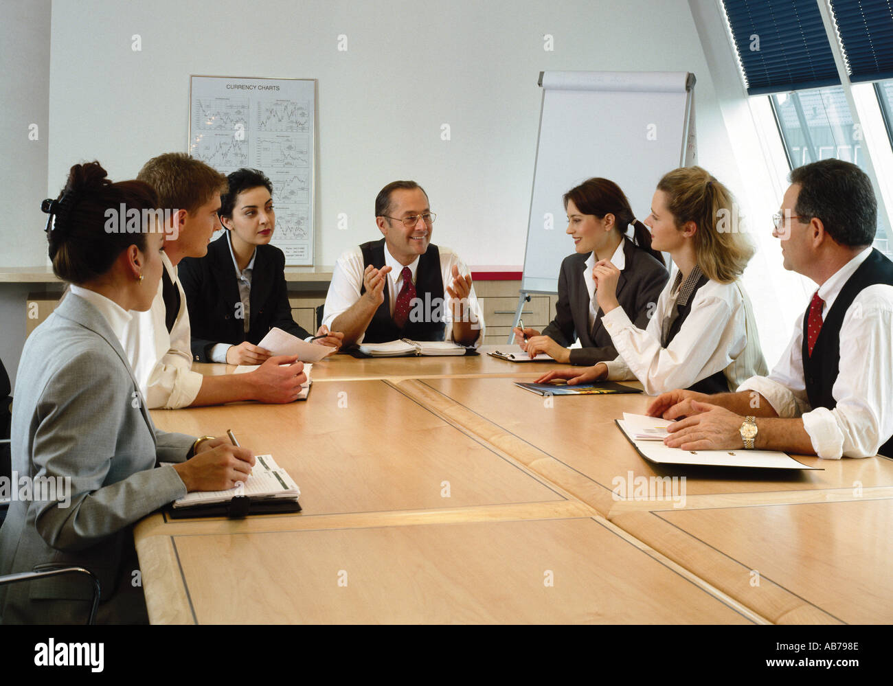 Large meeting hi-res stock photography and images - Alamy