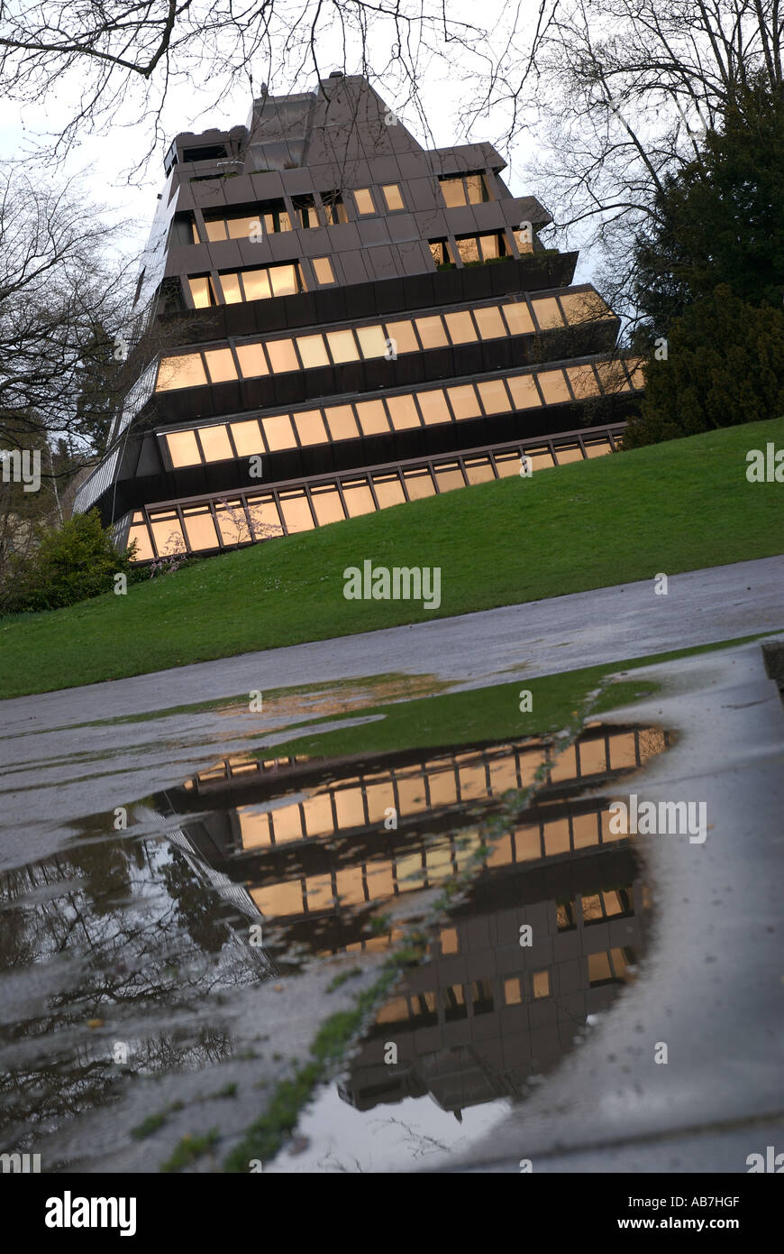 Zurich Ferrohaus Klinik Pyramide am See Stock Photo