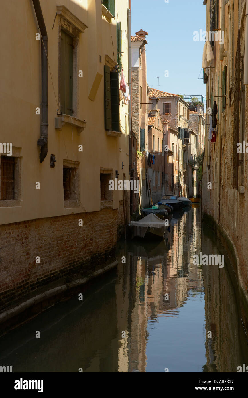 Italy Venice View into canal Reflection Stock Photo - Alamy