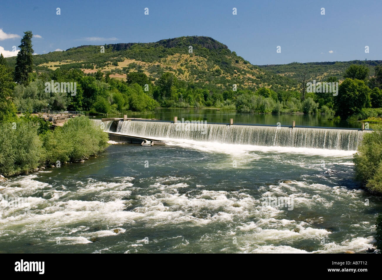 USA, Oregon, ROGUE RIVER, Gold Ray Dam Stock Photo - Alamy