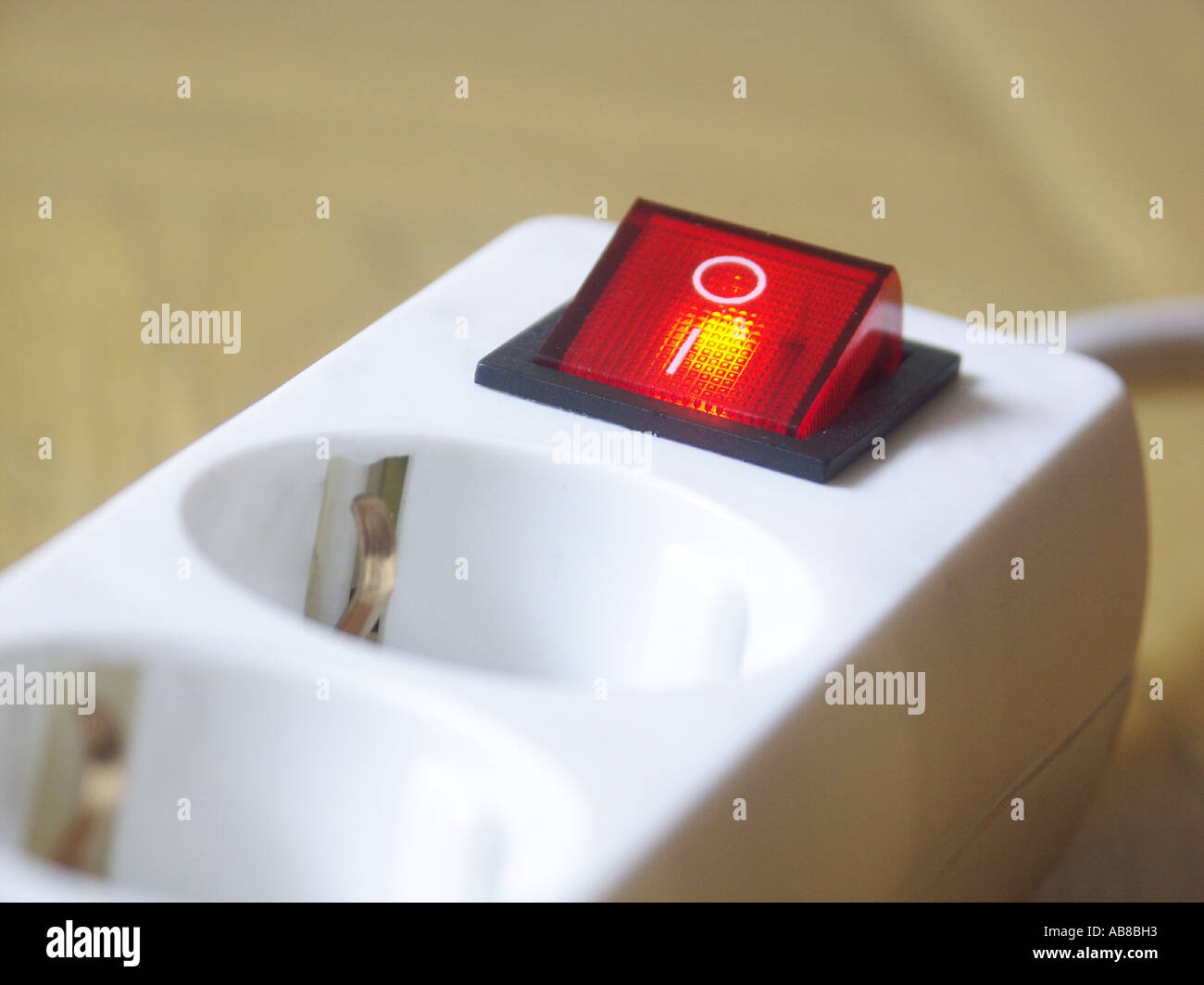 Power plug symbols hi-res stock photography and images - Alamy