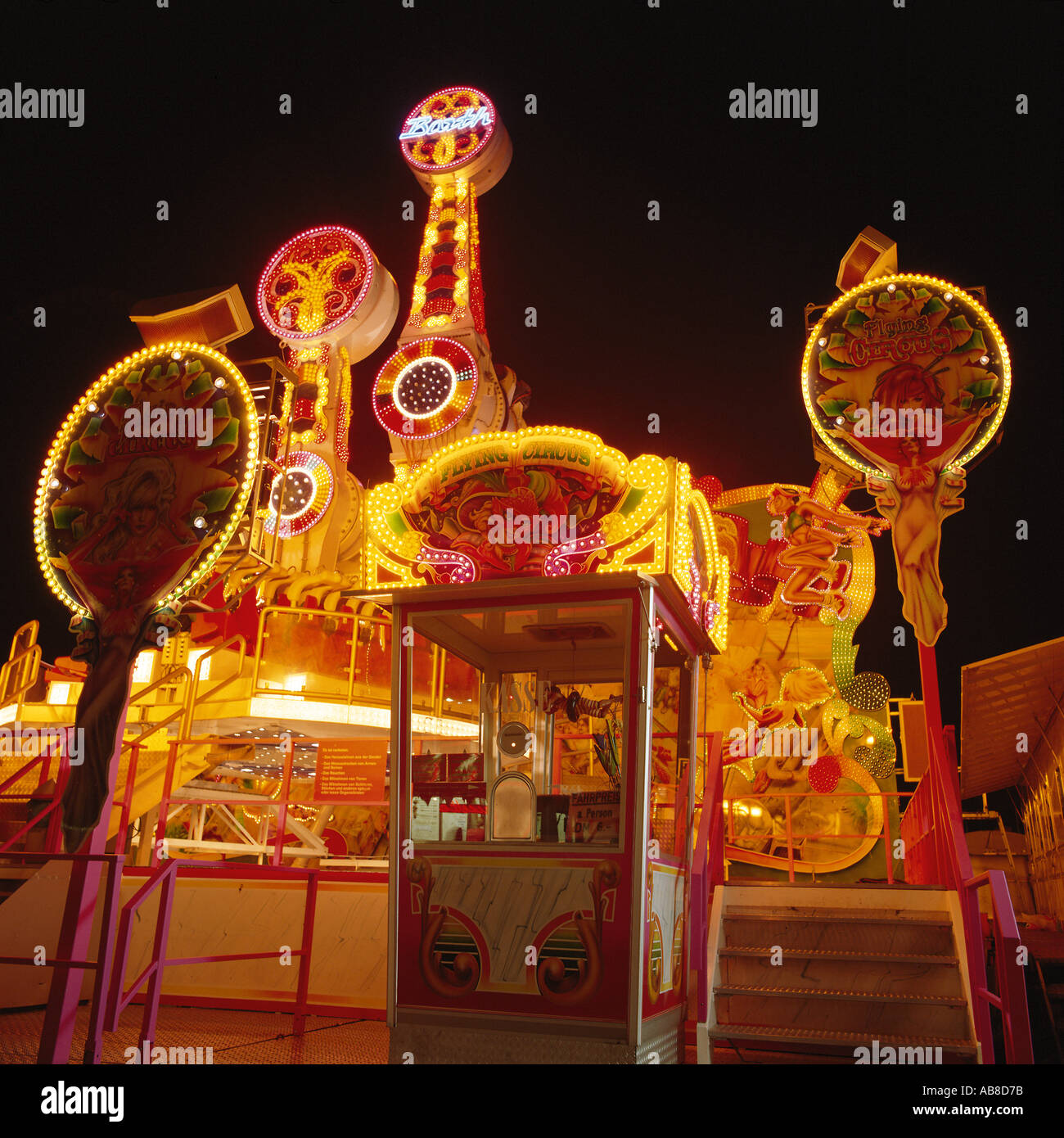 Traditional funfair rides hi-res stock photography and images - Alamy