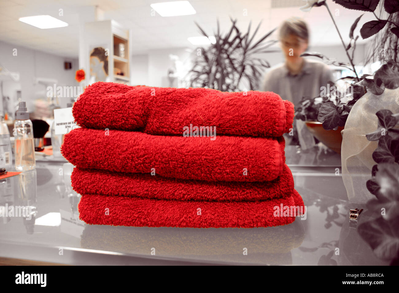Towel in a hairdressing salon Stock Photo Alamy