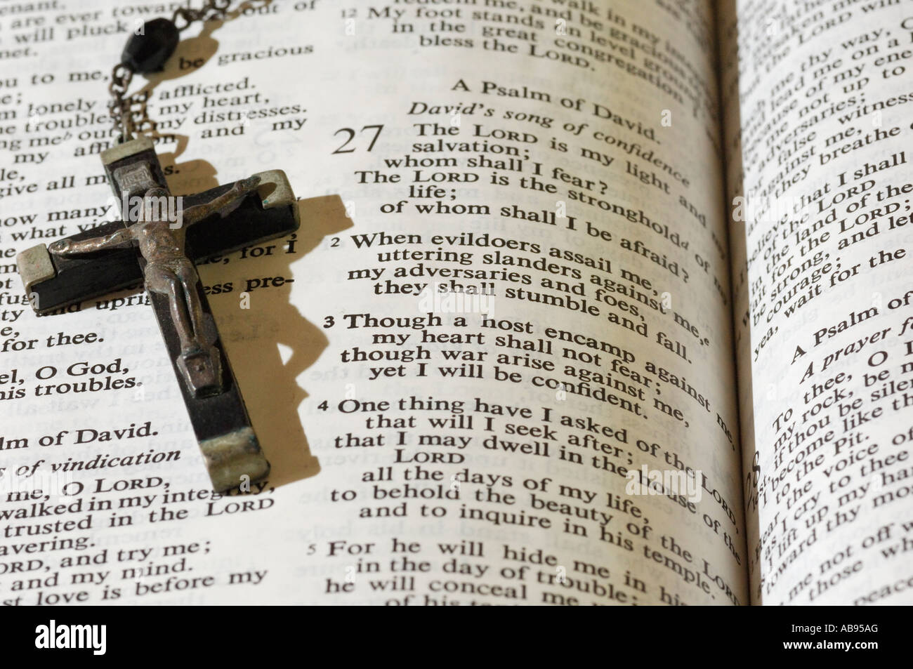 Rosary beads, the cross and the bible Stock Photo Alamy