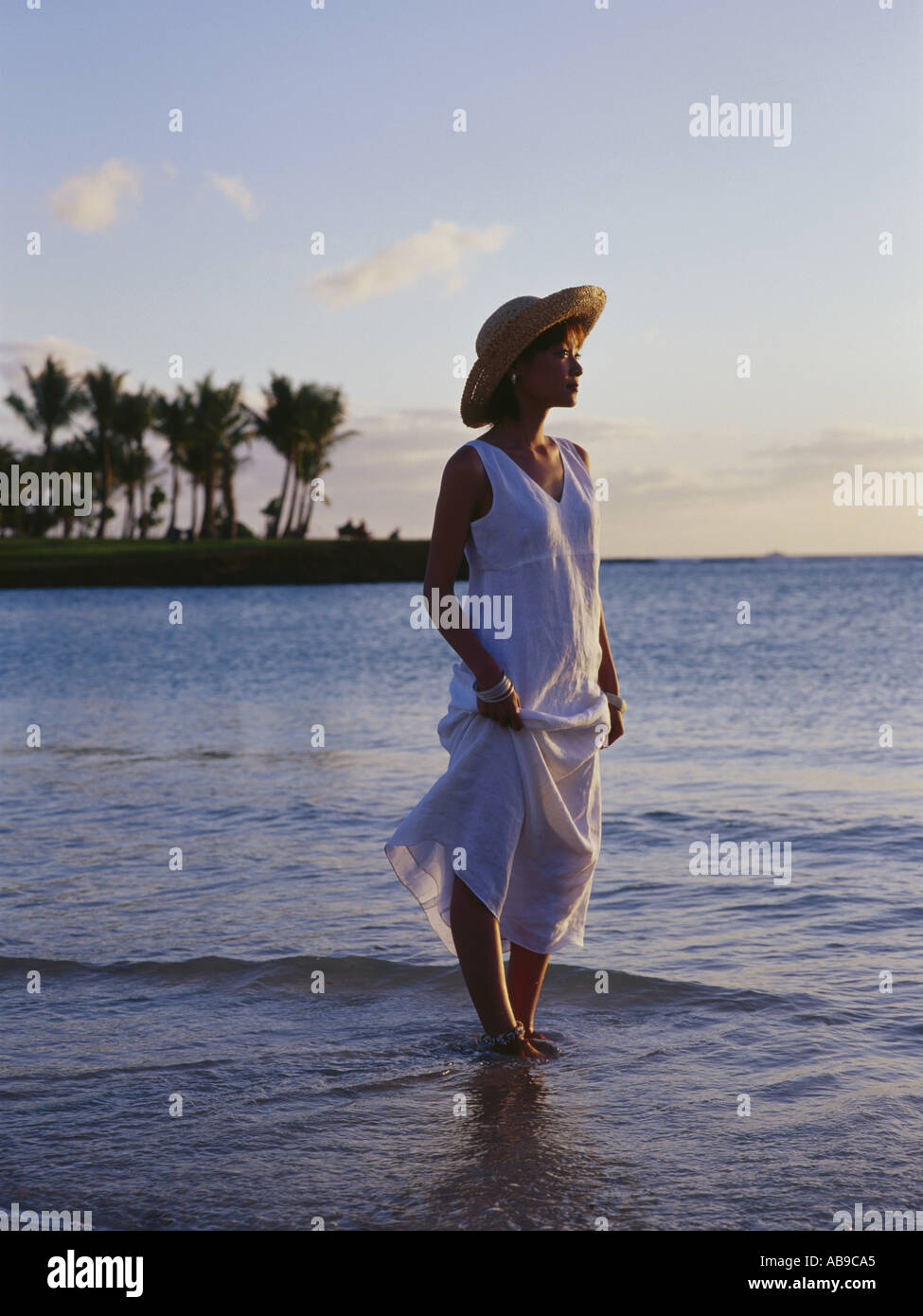 Hawaiian activity 02 hi-res stock photography and images - Alamy