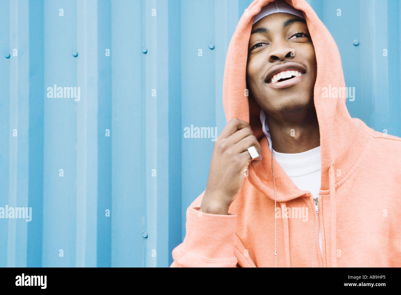 Teenage black boy smiling face hi-res stock photography and images - Alamy