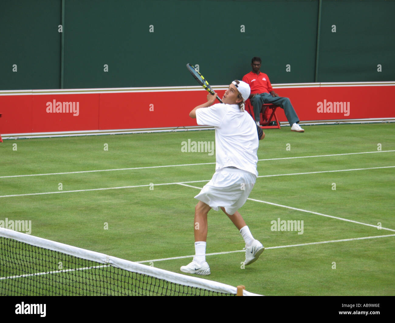 Ryan Sweeting Competing At Queens Tennis Championships Stock Photo Alamy ryan-sweeting-competing-at-queens-tennis-championships-stock-photo-alamy