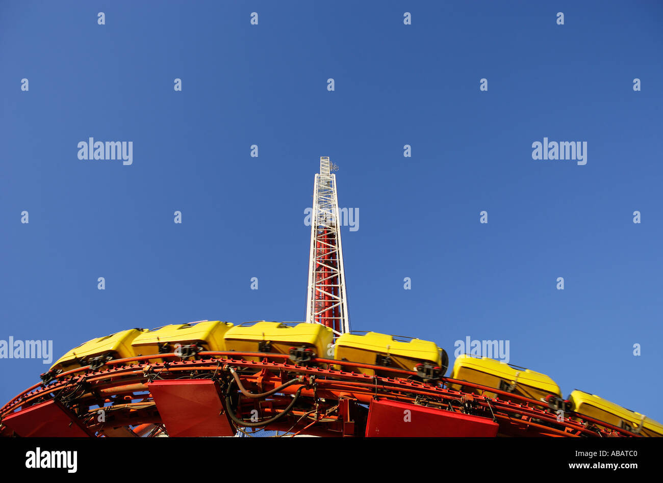 Las Vegas The High Roller and Big Shot rides on The Stratosphere Hotel ...