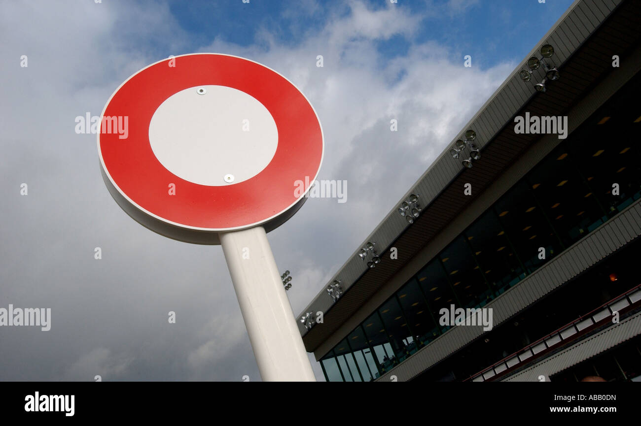 Winning post at Wolverhampton racecourse, West Midlands UK Stock Photo