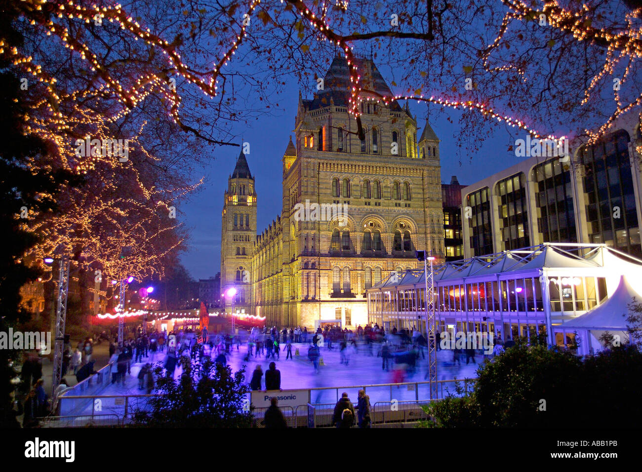 Natural History Museum, Christmas Ice Rink Stock Photo Alamy