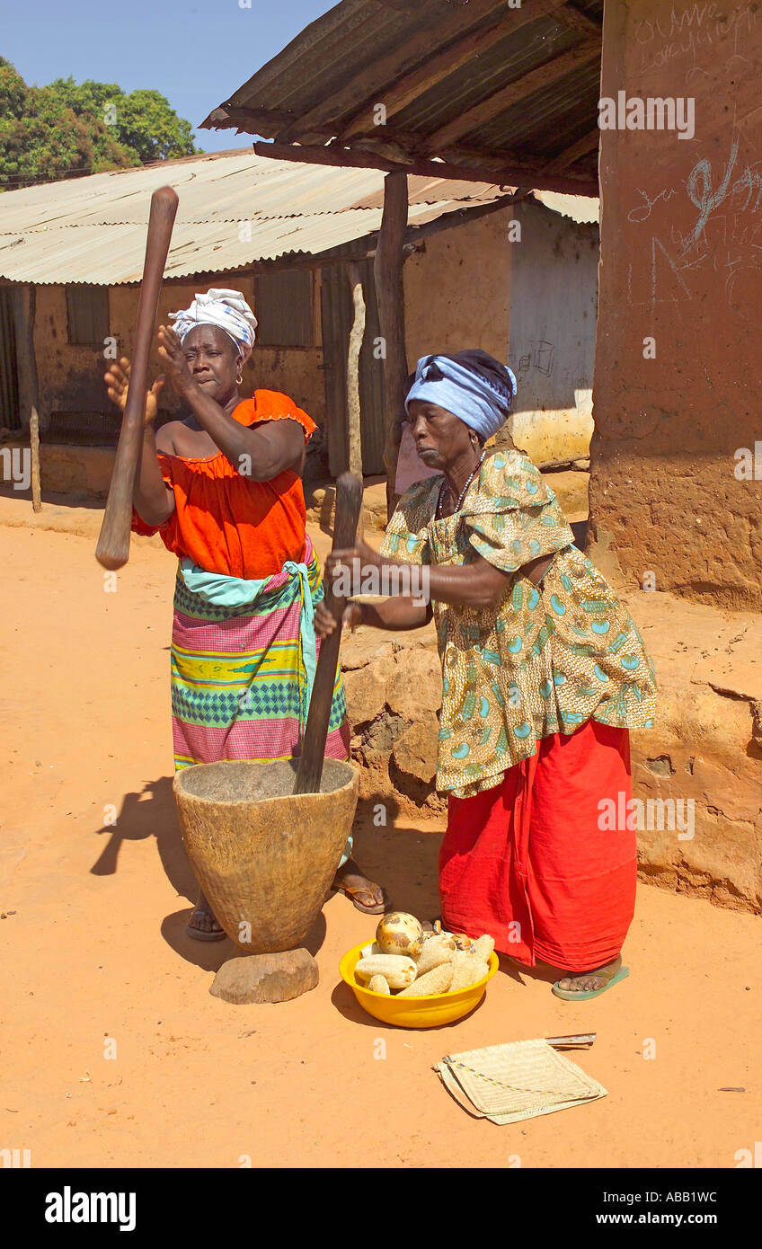 Juffureh, Villagers Pounding Millet Stock Photo