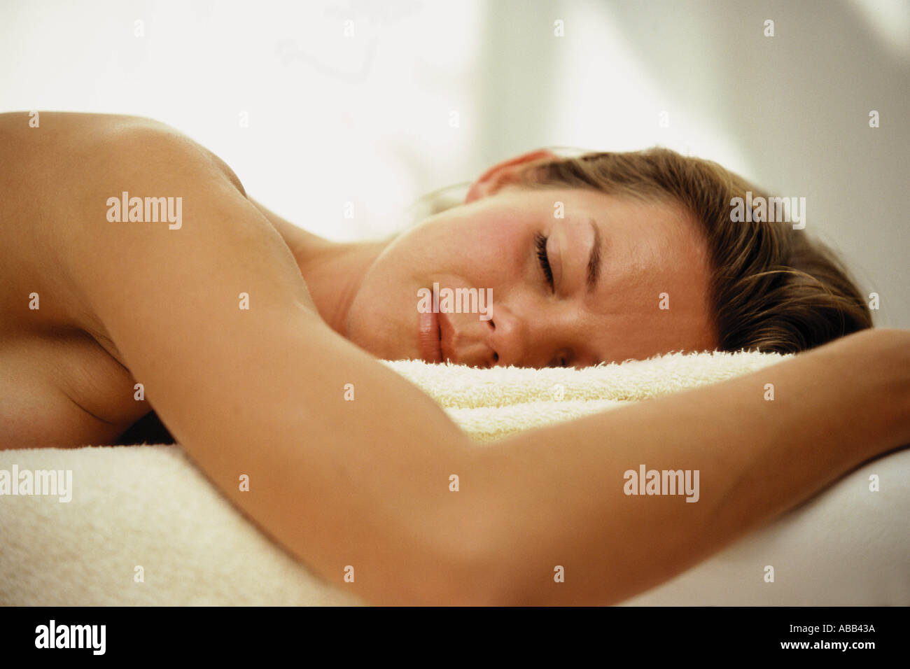 White woman relaxing on hi-res stock photography and images - Alamy